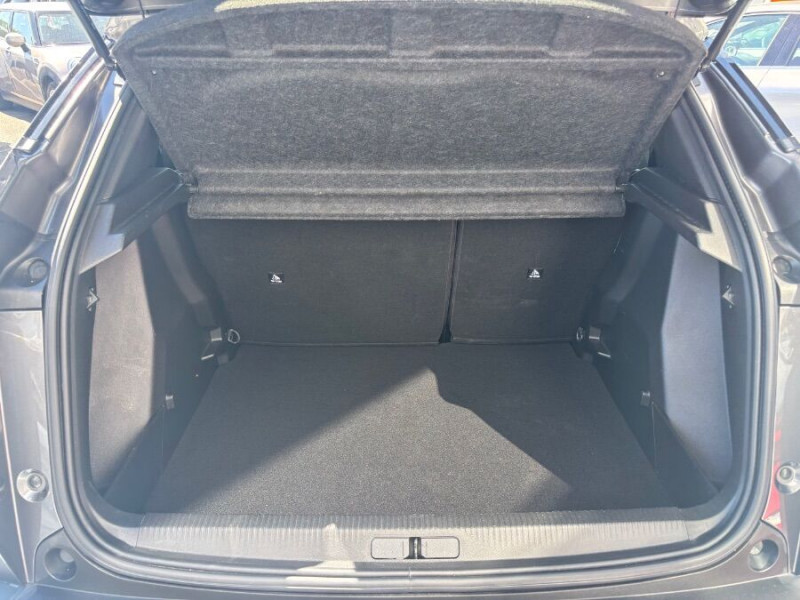 Photo 14 de l'offre de PEUGEOT 2008 II 1.2 PureTech 100 BVM6 ALLURE GPS Camera AB SC à 15890€ chez Mérignac auto