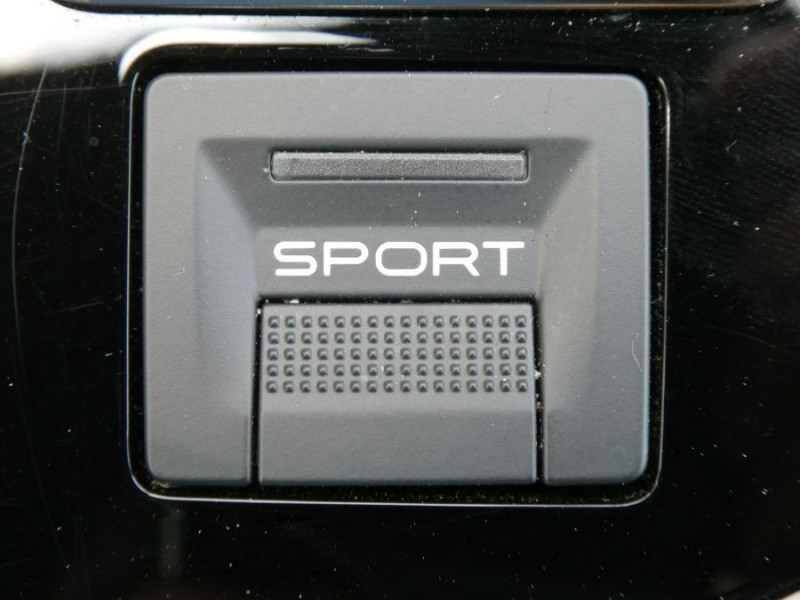 Photo 29 de l'offre de PEUGEOT 3008 II 1.5 BlueHDi 130 EAT8 GT LINE Carplay LED SC Attel. à 20950€ chez Mérignac auto