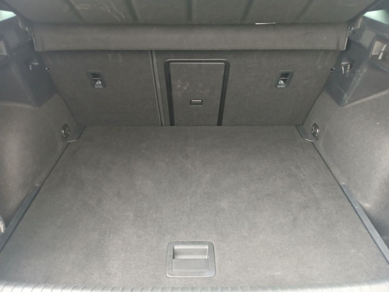 Photo 20 de l'offre de CUPRA FORMENTOR NEW 1.5 eTSI 150 HYBRID BVA7 V PACK TOE Camera ACC Gtie 05/30 à 31690€ chez Mérignac auto
