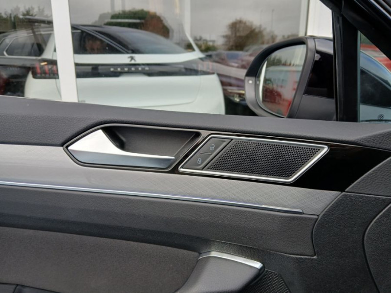 Photo 35 de l'offre de VOLKSWAGEN PASSAT SW VIII 2.0 TDI 150 DSG7 STYLE BUSINESS GPS Camera ACC Hayon EL. 1ère Main à 27490€ chez Mérignac auto