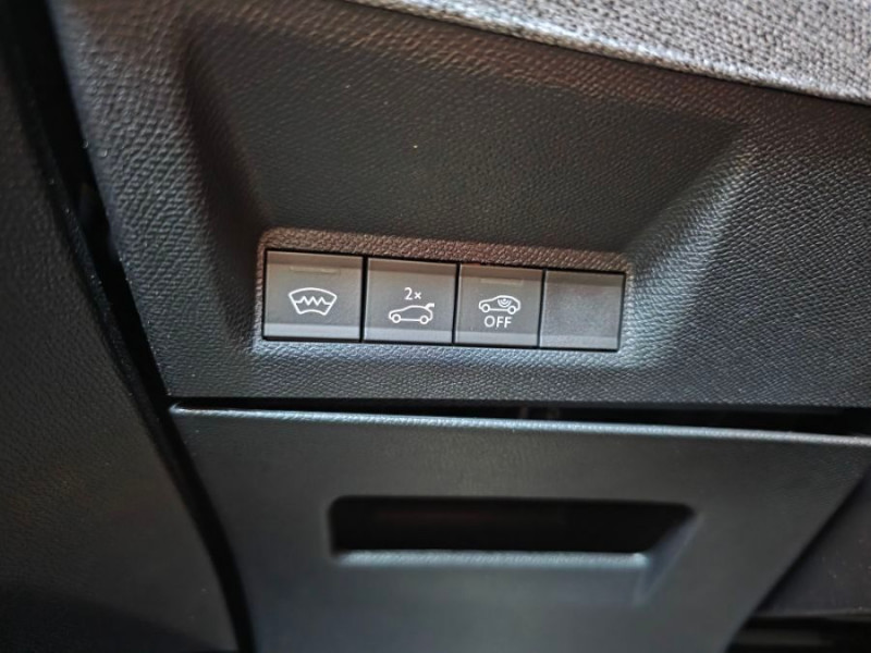 Photo 21 de l'offre de PEUGEOT 3008 HYBRID 145 e-DCS6 GT EXCLUSIVE Alcantara 360° Gtie 02/30 à 34690€ chez Mérignac auto