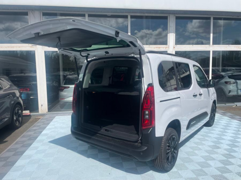 Photo 41 de l'offre de CITROEN BERLINGO 1.5 BlueHDi 130 EAT8 N1 MAX Camera 3 Sièges Arr. à 26950€ chez Mérignac auto