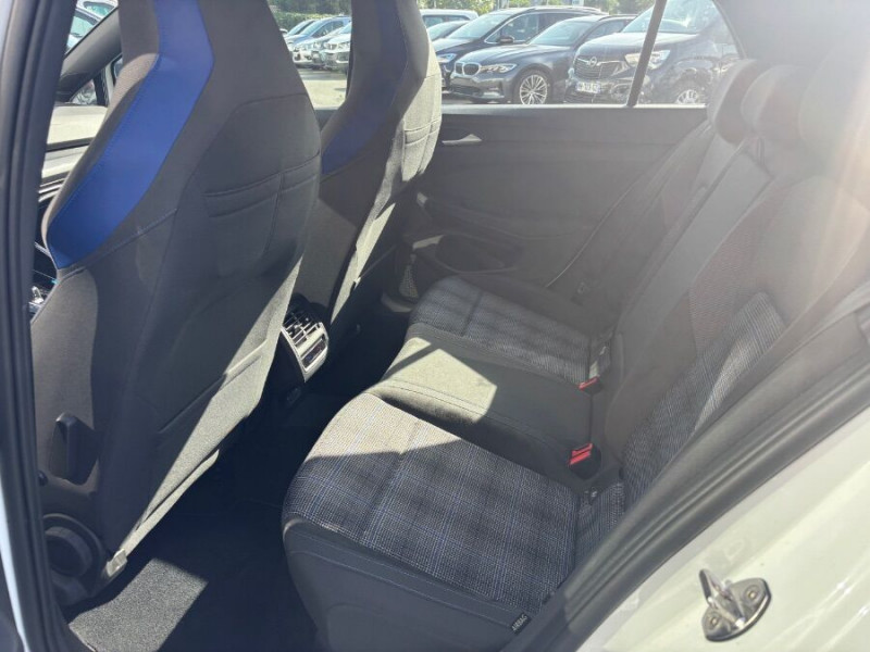 Photo 23 de l'offre de VOLKSWAGEN GOLF VIII 1.4 HYBRID 245 GTE GPS Caméra ACC Key Less SC AB.10LED à 27450€ chez Mérignac auto