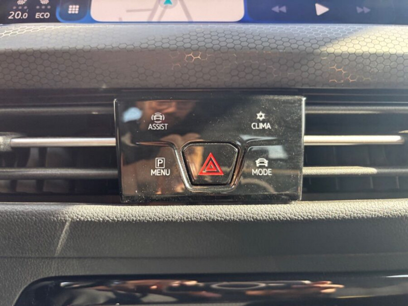 Photo 41 de l'offre de VOLKSWAGEN GOLF VIII 1.4 HYBRID 245 GTE GPS Caméra ACC Key Less SC AB.10LED à 27450€ chez Mérignac auto