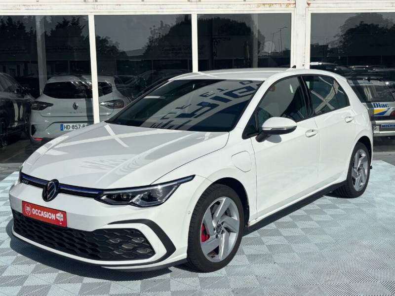 Photo 2 de l'offre de VOLKSWAGEN GOLF VIII 1.4 HYBRID 245 GTE GPS Caméra ACC Key Less SC AB.10LED à 27450€ chez Mérignac auto