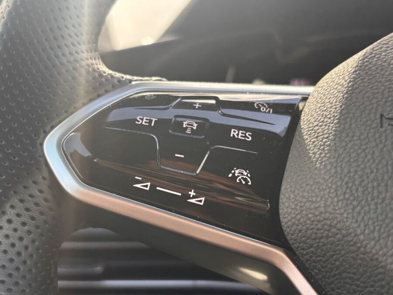 Photo 8 de l'offre de VOLKSWAGEN GOLF VIII 1.4 HYBRID 245 GTE GPS Caméra ACC Key Less SC AB.10LED à 27450€ chez Mérignac auto