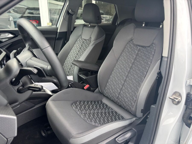Photo 5 de l'offre de AUDI A1 SPORTBACK II 30 TFSI 110 S tronic 7 Pack Ext. S LINE JA18 Camera Key Less à 27450€ chez Mérignac auto