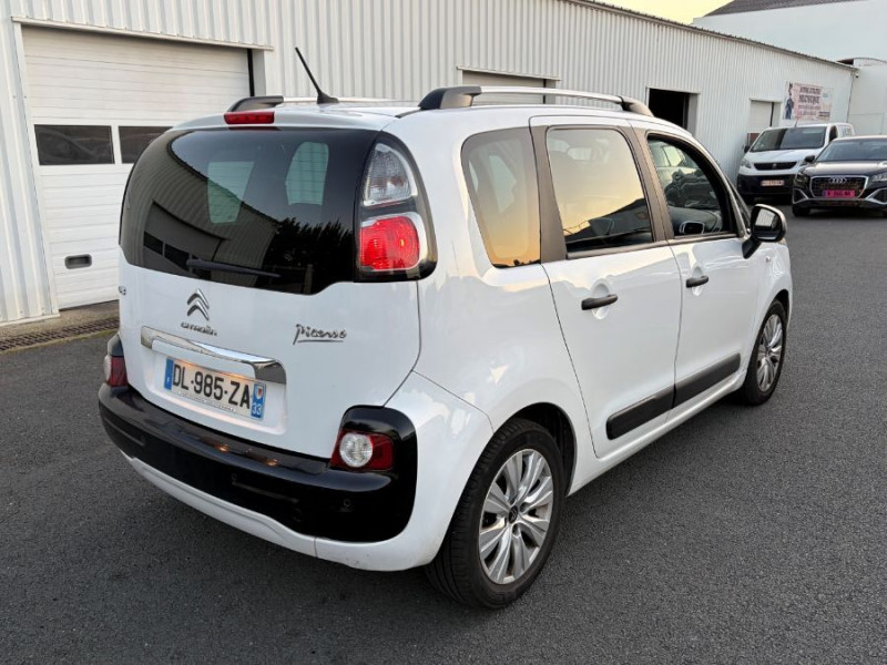 Photo 3 de l'offre de CITROEN C3 PICASSO 1.6 HDI 92 MILLENIUM TOIT Pano GPS JA16 Radar à 9950€ chez Mérignac auto