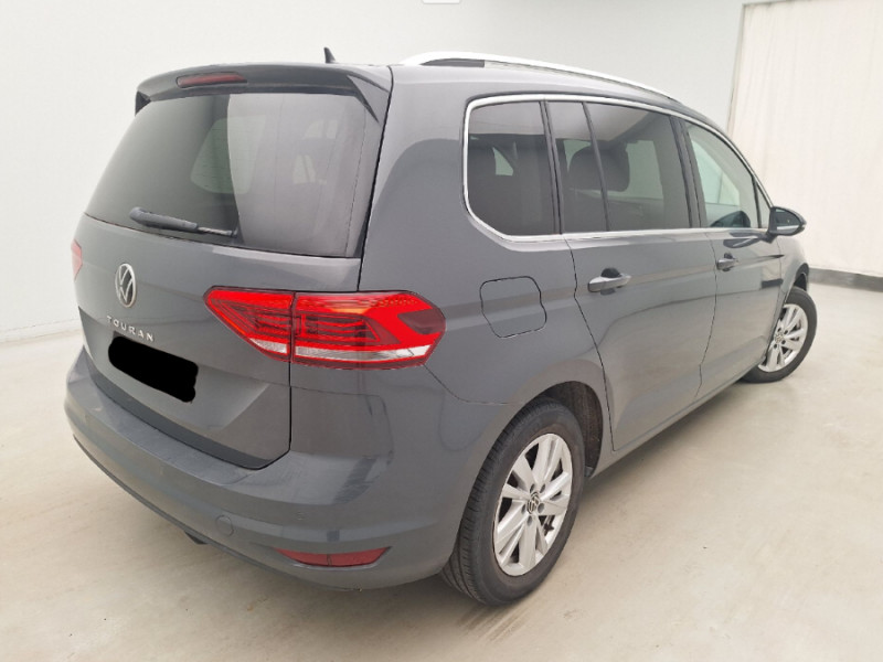 Photo 2 de l'offre de VOLKSWAGEN TOURAN III 2.0 TDI 150 DSG7 CARAT HIGHLINE CUIR TOE Hayon EL. 5PL 1ère Main à 30450€ chez Mérignac auto
