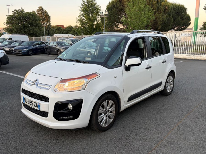 Photo 1 de l'offre de CITROEN C3 PICASSO 1.6 HDI 92 MILLENIUM TOIT Pano GPS JA16 Radar à 9950€ chez Mérignac auto