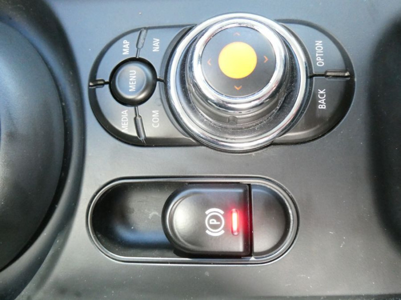Photo 24 de l'offre de MINI CLUBMAN III ONE D 116 BVA Nv GPS CarPlay Clim Auto 1ère Main à 21950€ chez Mérignac auto