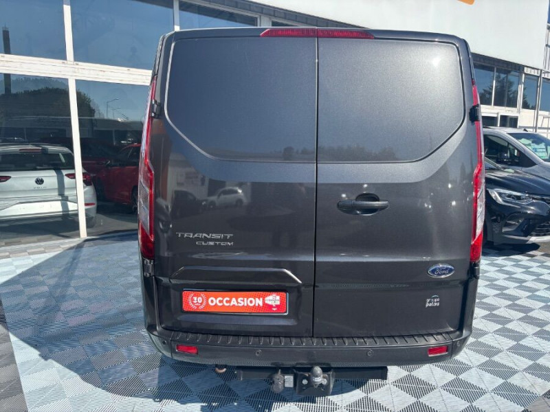 Photo 8 de l'offre de FORD TRANSIT CUSTOM VI 300 L1H1 2200 TDCi 130 BVA CUSTOM Cabine Approfondie à 29900€ chez Mérignac auto
