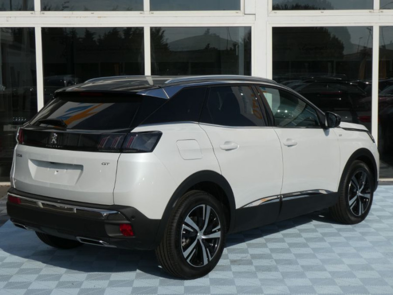 Photo 3 de l'offre de PEUGEOT 3008 II (2) 1.5 BlueHDi 130 EAT8 GT Alcantara TOE Hayon EL. 360° 1ère Main à 25450€ chez Mérignac auto