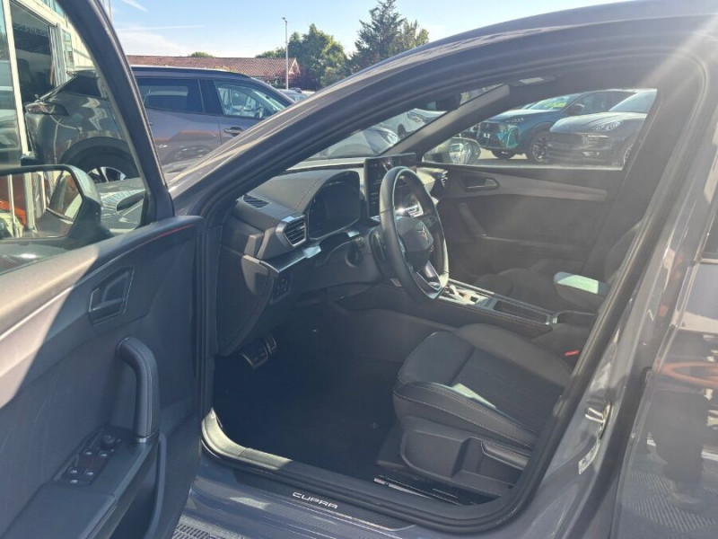 Photo 6 de l'offre de CUPRA LEON NEW IV 1.5 eTSI 150 HYBRID DSG V GPS JA18 SC Key Less Gtie 05/30 à 28950€ chez Mérignac auto