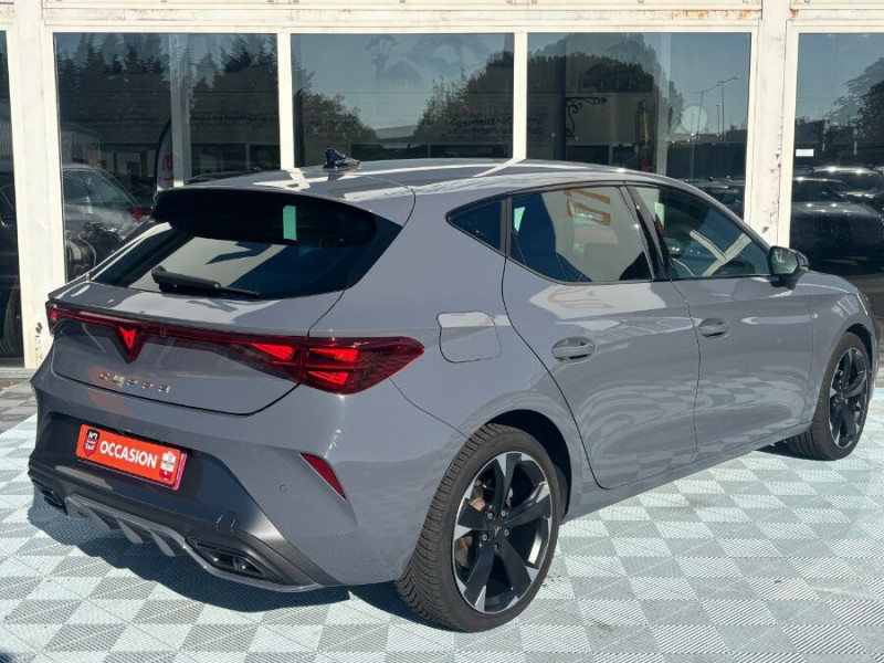 Photo 12 de l'offre de CUPRA LEON NEW IV 1.5 eTSI 150 HYBRID DSG V GPS JA18 SC Key Less Gtie 05/30 à 28950€ chez Mérignac auto