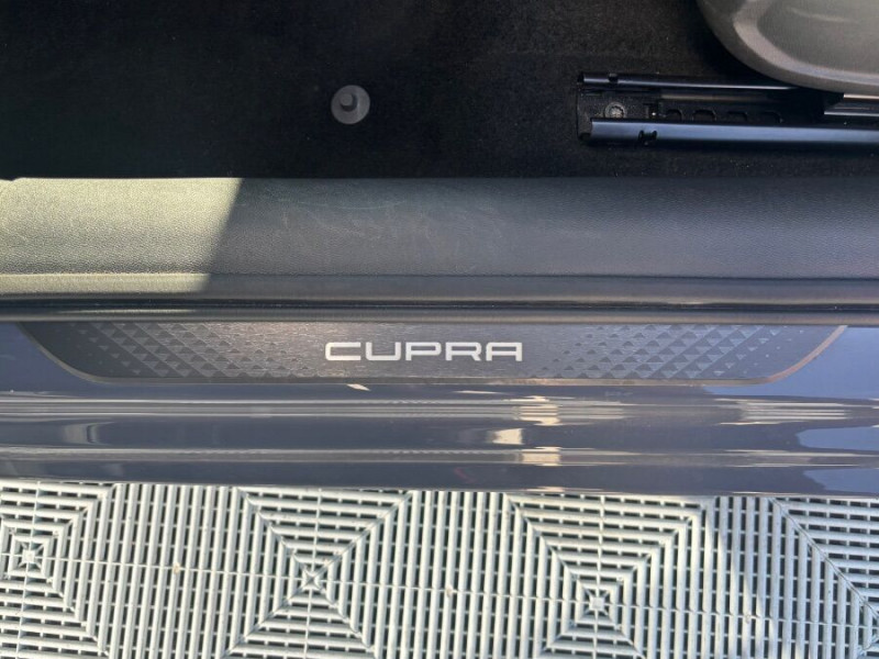 Photo 37 de l'offre de CUPRA LEON NEW IV 1.5 eTSI 150 HYBRID DSG V GPS JA18 SC Key Less Gtie 05/30 à 28950€ chez Mérignac auto