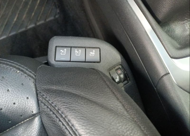 Photo 10 de l'offre de CITROEN GRAND C4 SPACETOURER 1.5 BlueHDi 130 BVM6 SHINE CUIR Hayon EL. Attel. 7PL 1ère Main à 19900€ chez Mérignac auto