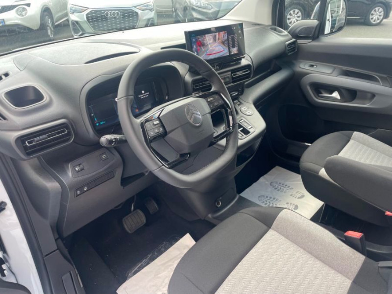 Photo 18 de l'offre de CITROEN BERLINGO 1.5 BlueHDi 130 EAT8 N1 MAX Camera 3 Sièges Arr. à 26950€ chez Mérignac auto