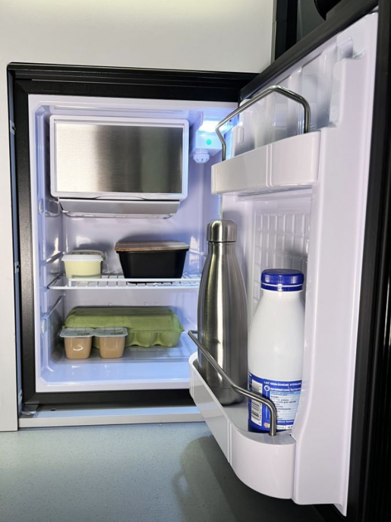 Photo 32 de l'offre de RENAULT TRAFIC VAN ANTILOPE VAN Aménagé NV FLEX 5 CONFORT 2.0 DCi 150 EAG9 L1 5PL Attel+Pte Vélo Dispo 11/26 à 64900€ chez Mérignac auto