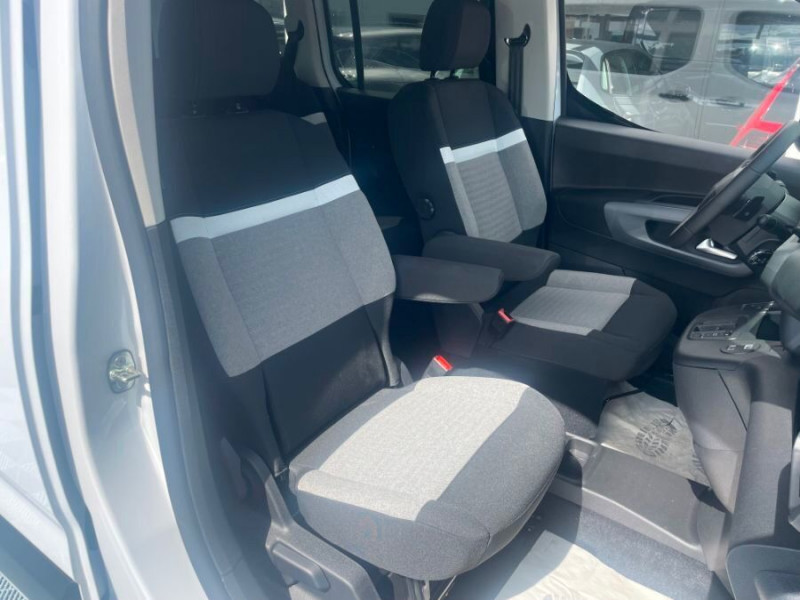 Photo 20 de l'offre de CITROEN BERLINGO 1.5 BlueHDi 130 EAT8 N1 MAX Camera 3 Sièges Arr. à 26950€ chez Mérignac auto