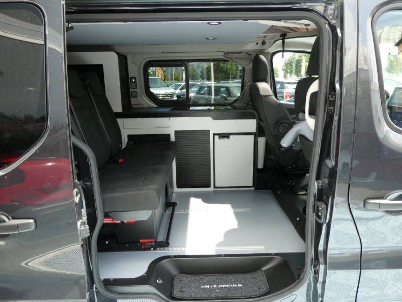 Photo 5 de l'offre de RENAULT TRAFIC VAN ANTILOPE VAN Aménagé NV FLEX 5 CONFORT 2.0 DCi 150 EAG9 L1 5PL Attel+Pte Vélo Dispo 11/26 à 64900€ chez Mérignac auto