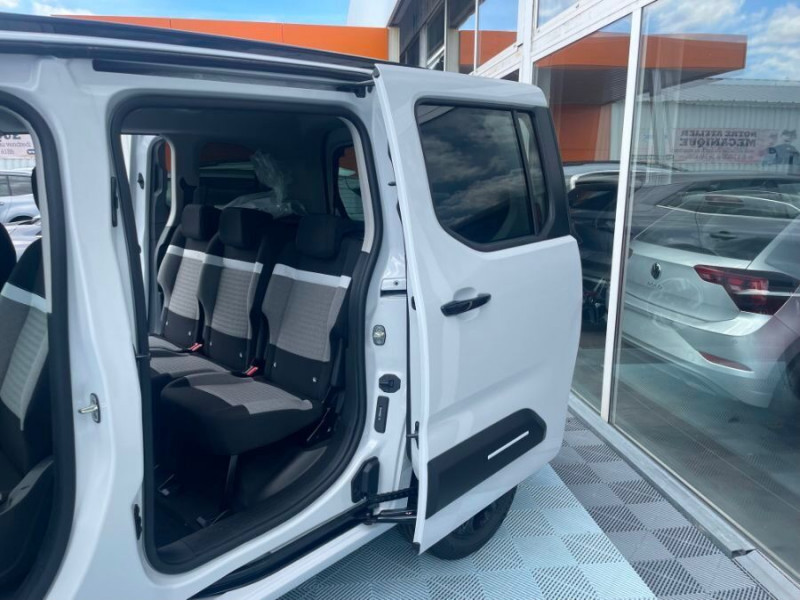 Photo 14 de l'offre de CITROEN BERLINGO 1.5 BlueHDi 130 EAT8 N1 MAX Camera 3 Sièges Arr. à 26950€ chez Mérignac auto