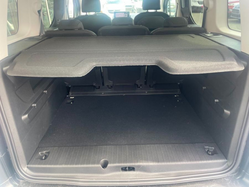 Photo 16 de l'offre de CITROEN BERLINGO 1.5 BlueHDi 130 EAT8 N1 MAX Camera 3 Sièges Arr. à 26950€ chez Mérignac auto