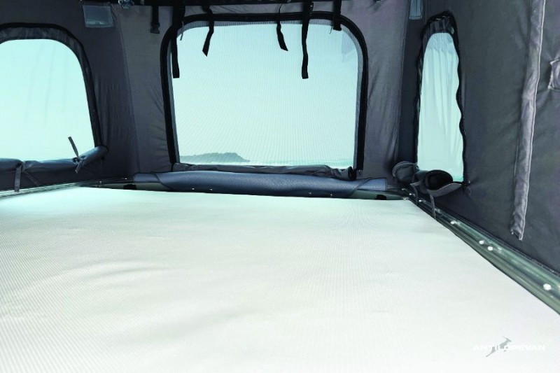 Photo 25 de l'offre de RENAULT TRAFIC VAN ANTILOPE VAN Aménagé NV FLEX 5 CONFORT 2.0 DCi 150 EAG9 L1 5PL Attel+Pte Vélo Dispo 11/26 à 64900€ chez Mérignac auto