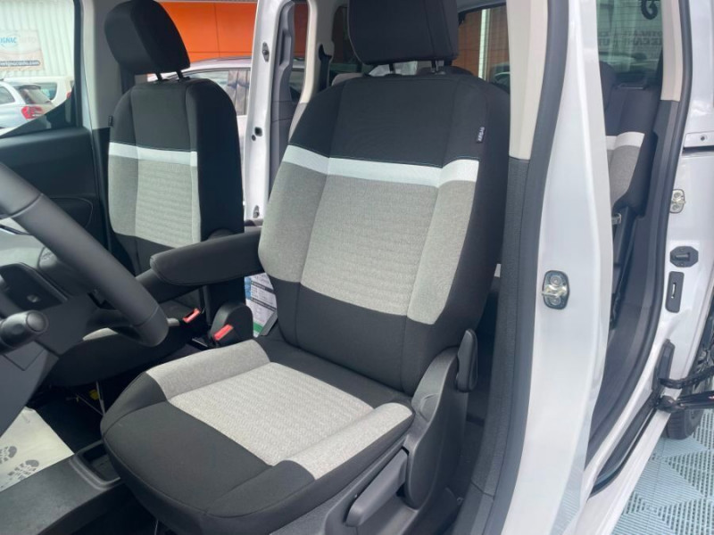 Photo 5 de l'offre de CITROEN BERLINGO 1.5 BlueHDi 130 EAT8 N1 MAX Camera 3 Sièges Arr. à 26950€ chez Mérignac auto