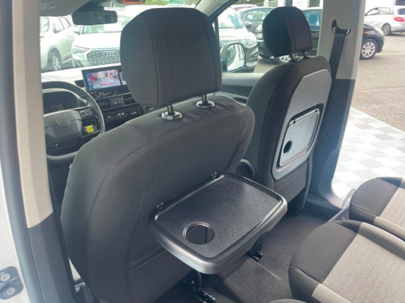 Photo 36 de l'offre de CITROEN BERLINGO 1.5 BlueHDi 130 EAT8 N1 MAX Camera 3 Sièges Arr. à 26950€ chez Mérignac auto