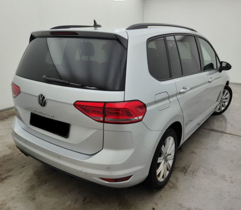 Photo 7 de l'offre de VOLKSWAGEN TOURAN III 2.0 TDI 150 DSG7 COMFORTLINE GPS JA17 CarPlay 5PL 1ère Main à 28490€ chez Mérignac auto