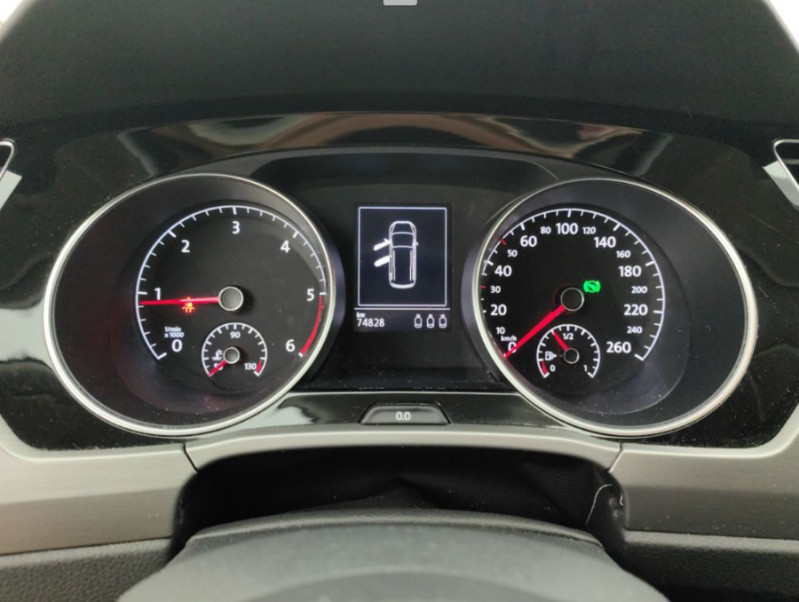 Photo 11 de l'offre de VOLKSWAGEN TOURAN III 2.0 TDI 150 DSG7 COMFORTLINE GPS JA17 CarPlay 5PL 1ère Main à 28490€ chez Mérignac auto