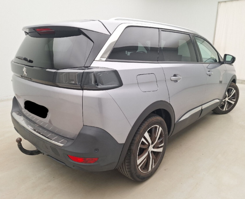 Photo 9 de l'offre de PEUGEOT 5008 II 1.5 BlueHDi 130 EAT8 ALLURE PACK CUIR 7PL Hayon EL. Attel. 1ère Main à 24950€ chez Mérignac auto