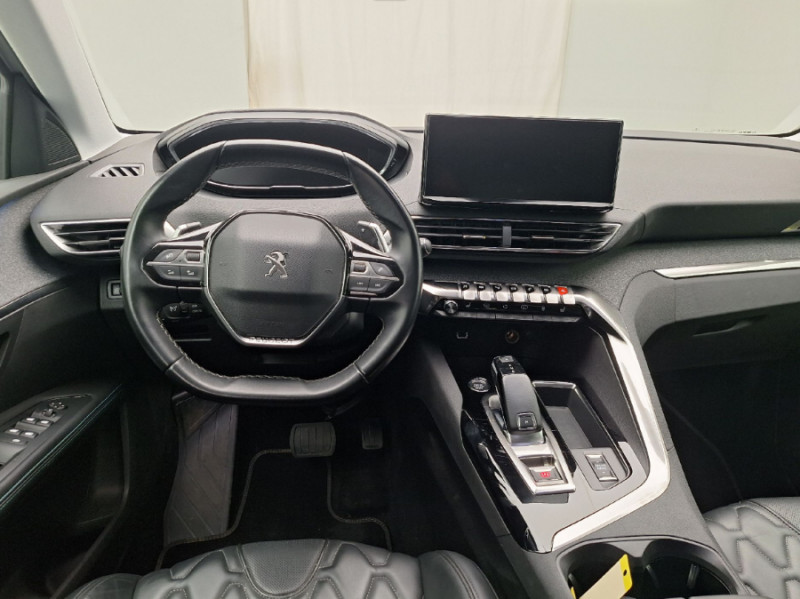 Photo 4 de l'offre de PEUGEOT 5008 II 1.5 BlueHDi 130 EAT8 ALLURE PACK CUIR 7PL Hayon EL. Attel. 1ère Main à 24950€ chez Mérignac auto
