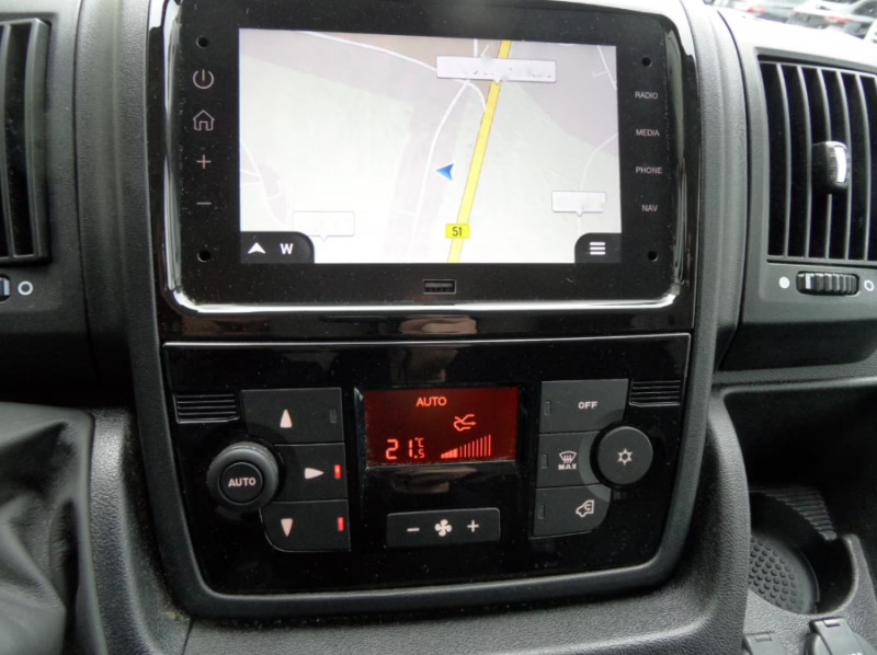 Photo 6 de l'offre de OPEL MOVANO 2.2 BlueHDi 140 BVM6 L2H1 3T5 GPS Camera CLIM Auto 20470.H.T. à 20470€ chez Mérignac auto