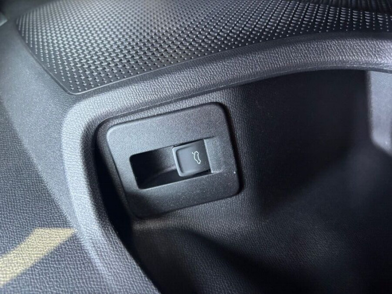 Photo 23 de l'offre de CUPRA FORMENTOR NEW 1.5 eTSI 150 HYBRID BVA7 V PACK TOE Camera ACC Gtie 05/30 à 31690€ chez Mérignac auto