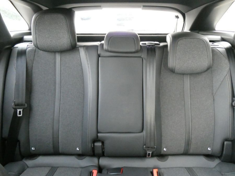 Photo 21 de l'offre de PEUGEOT 3008 II 1.5 BlueHDi 130 EAT8 GT LINE Carplay LED SC Attel. à 20950€ chez Mérignac auto