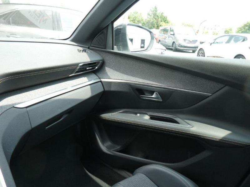 Photo 38 de l'offre de PEUGEOT 3008 II 1.5 BlueHDi 130 EAT8 GT LINE Carplay LED SC Attel. à 20950€ chez Mérignac auto