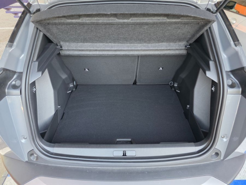 Photo 6 de l'offre de PEUGEOT 2008 II (2) 1.2 HYBRID 145 e-DCS6 ALLURE Camera à 26450€ chez Mérignac auto
