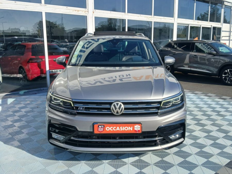 Photo 9 de l'offre de VOLKSWAGEN TIGUAN 2.0 BI-TDI 240 DSG 4Motion BLACK R LINE CUIR Attel. Full Options à 27500€ chez Mérignac auto