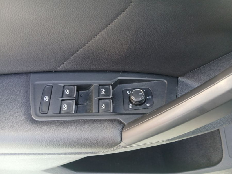 Photo 45 de l'offre de VOLKSWAGEN TIGUAN 2.0 BI-TDI 240 DSG 4Motion BLACK R LINE CUIR Attel. Full Options à 27500€ chez Mérignac auto