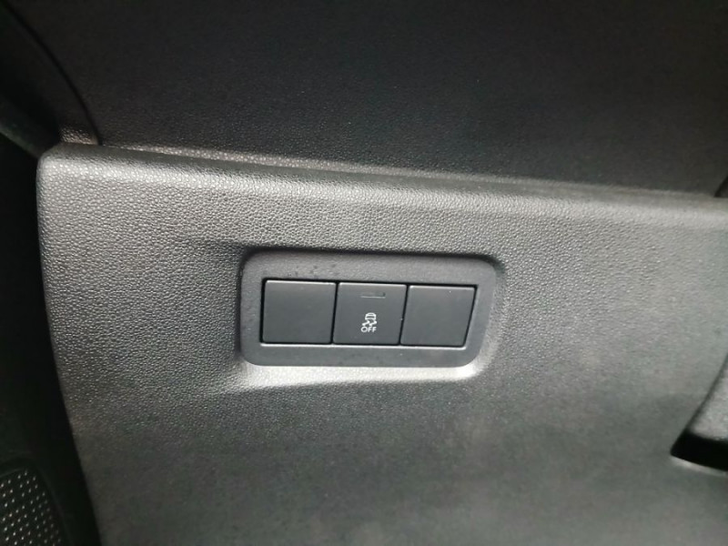 Photo 20 de l'offre de CITROEN C3 II 1.0 VTi 68 ATTRACTION CLIM 1ère Main à 6990€ chez Mérignac auto