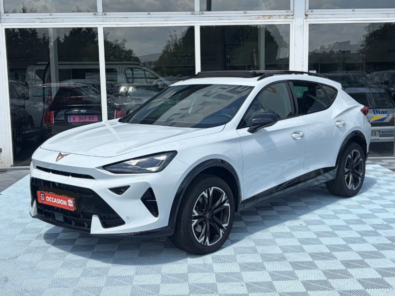 Photo 10 de l'offre de CUPRA FORMENTOR NEW 1.5 eTSI 150 HYBRID BVA7 V PACK TOE Camera ACC Gtie 05/30 à 31690€ chez Mérignac auto