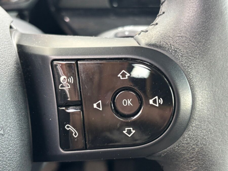Photo 21 de l'offre de MINI CLUBMAN III ONE D 116 BVA Nv GPS LED CarPlay Clim Auto 1ère Main à 21950€ chez Mérignac auto