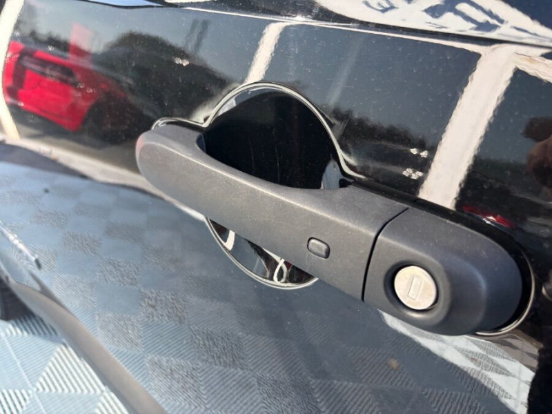 Photo 14 de l'offre de JEEP RENEGADE 1.5 e-HYBRID 130 BVM6 MHEV SUMMIT JA18 Caméra Attel. à 21450€ chez Mérignac auto