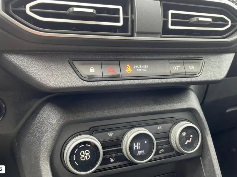 Photo 12 de l'offre de DACIA SANDERO 1.0 TCe 90 JOURNEY Camera JA16 Radars à 15950€ chez Mérignac auto