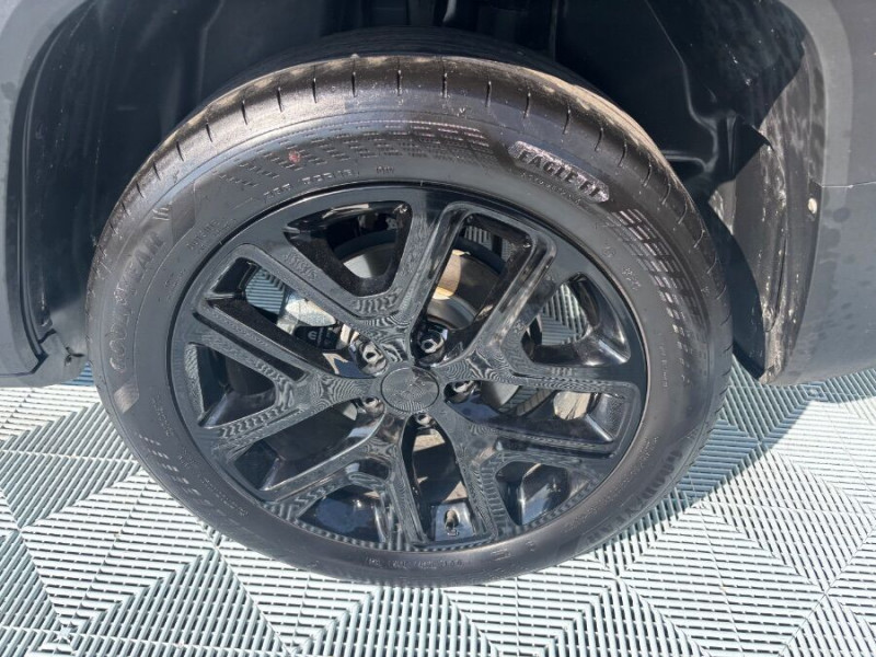 Photo 13 de l'offre de JEEP RENEGADE 1.5 e-HYBRID 130 BVM6 MHEV SUMMIT JA18 Caméra Attel. à 21450€ chez Mérignac auto