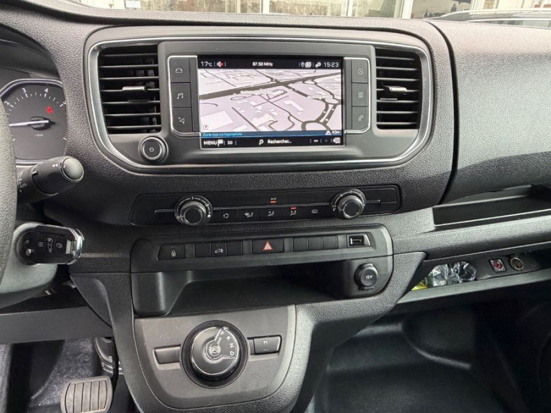 Photo 8 de l'offre de PEUGEOT EXPERT FOURGON 2.0 BlueHDi 145 EAT8 ASPHALT GPS Attel. 1ère Main 22750.H.T à 22750€ chez Mérignac auto