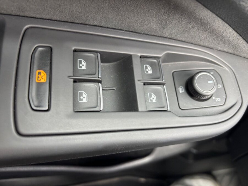 Photo 20 de l'offre de VOLKSWAGEN GOLF VIII 1.4 HYBRID 204 STYLE GPS Camera ACC LED+ 1ère Main à 25690€ chez Mérignac auto