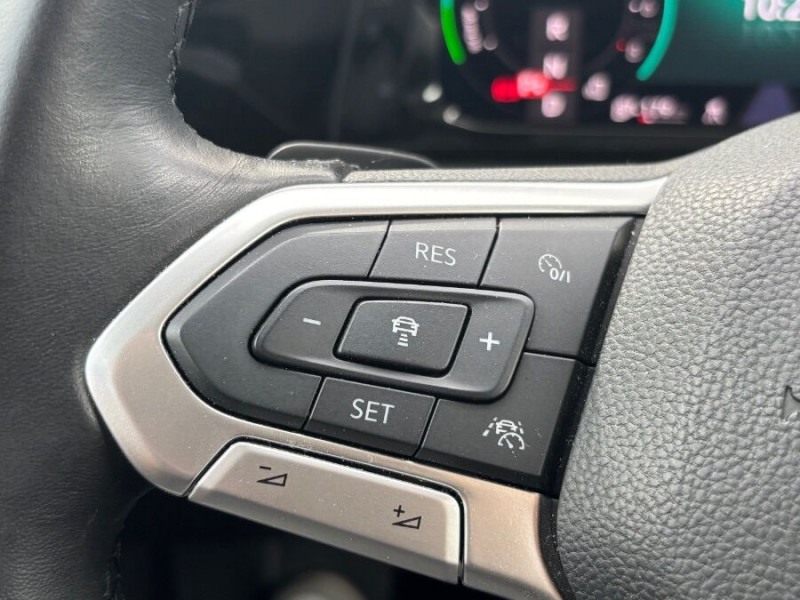 Photo 14 de l'offre de VOLKSWAGEN GOLF VIII 1.4 HYBRID 204 STYLE GPS Camera ACC LED+ 1ère Main à 25690€ chez Mérignac auto